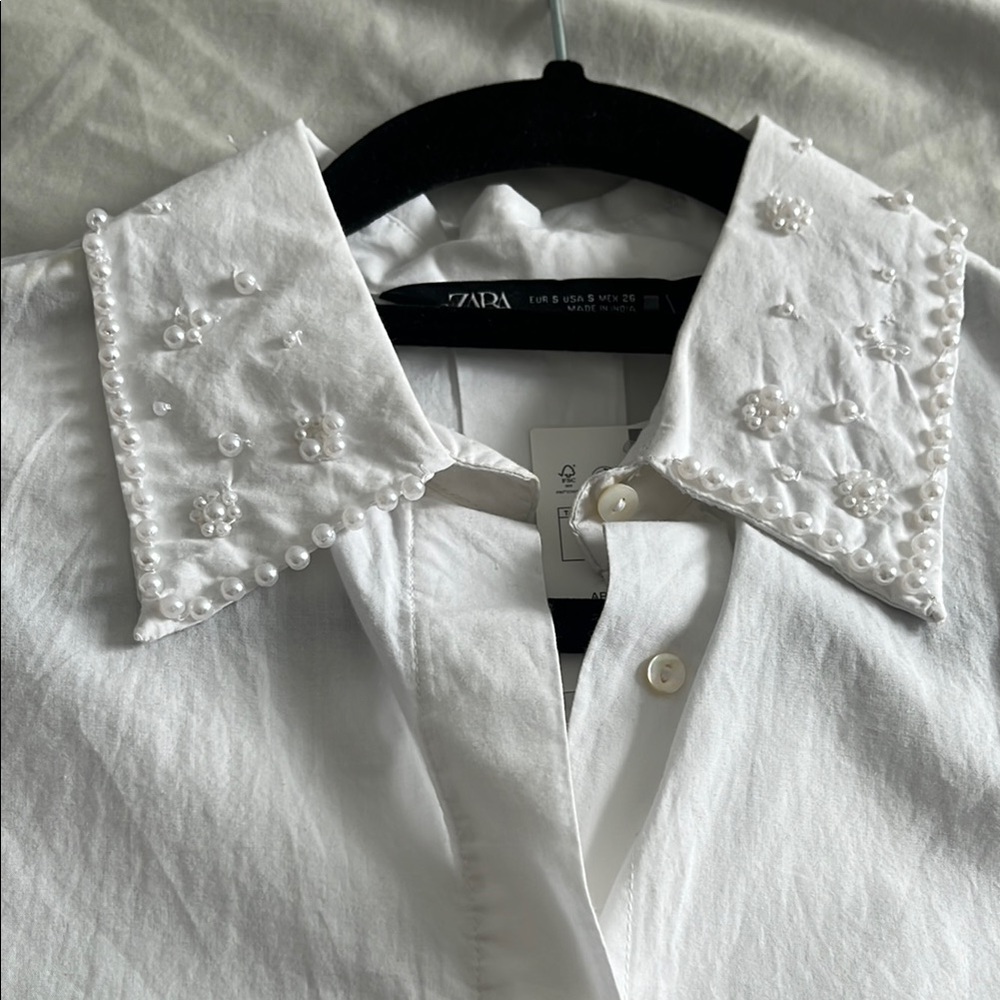White Casual Button Down Shirt with Textured Fabric
